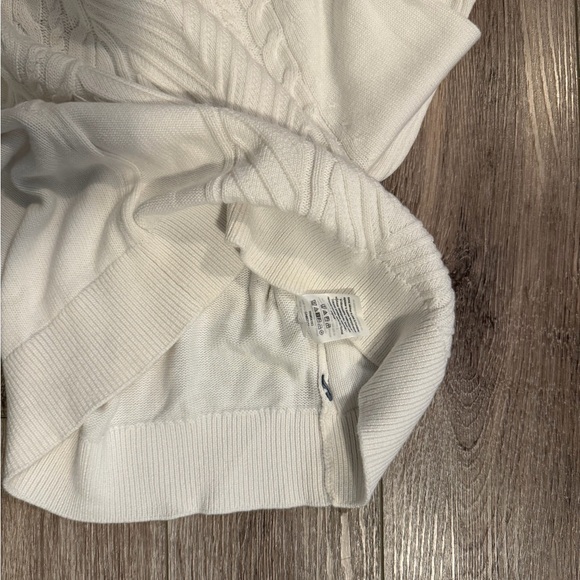 Tommy Hilfiger Off-White Turtleneck Sweater - Picture 7 of 8